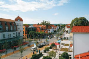 Blick aus dem Appartement auf die Strandstraße